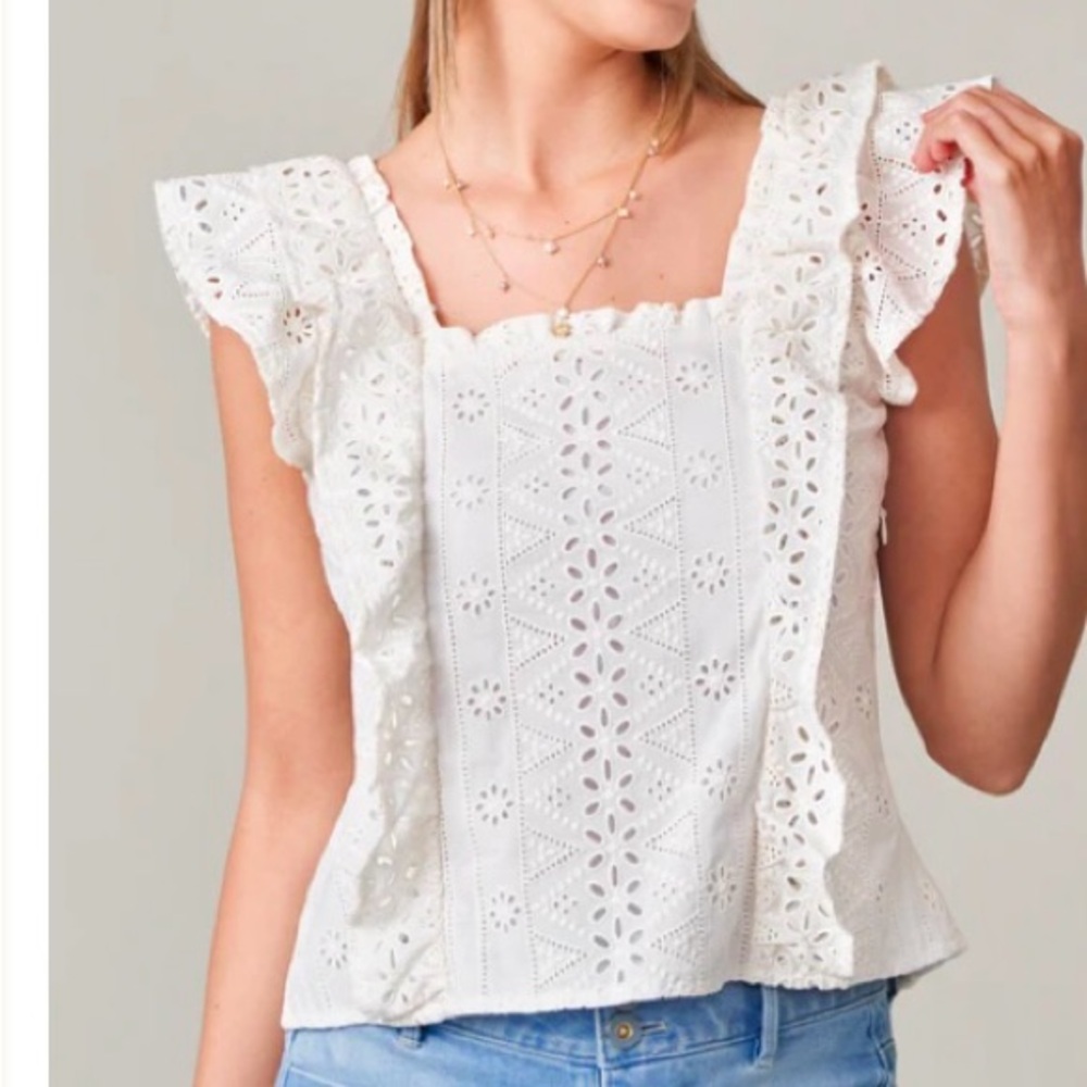 Spartina 449 White Flutter Sleeve Ruffled Blouse
